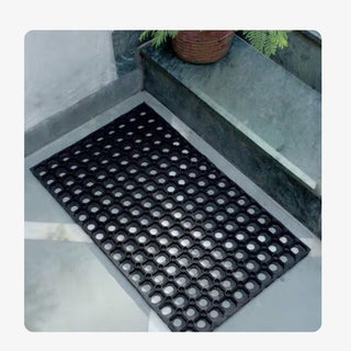 RUBBER HOLLOW MAT